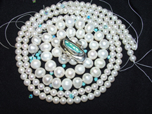 pearls in circle